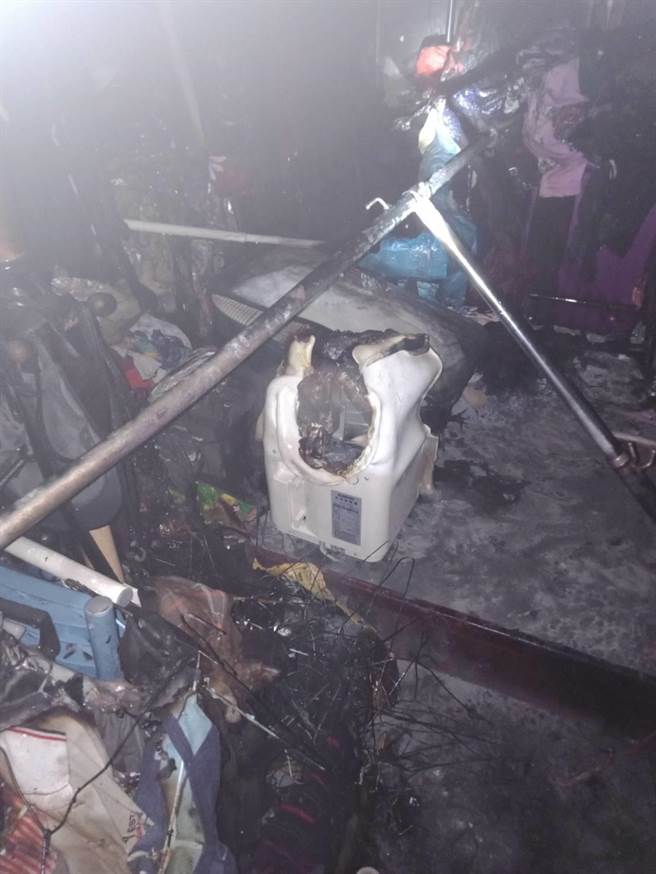 新北市消防局呼吁，跨年适逢寒流来袭气温骤降，除了要做好个人保暖外，也须注意电暖器及电热毯等高功率电器使用安全。（新北市消防局提供）