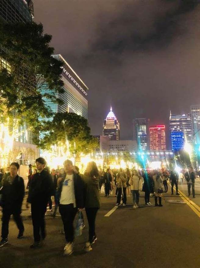 跨年人潮稀疏？北市跨年晚會開始4小時 入場人次卻僅有4400人。（吳康瑋攝）