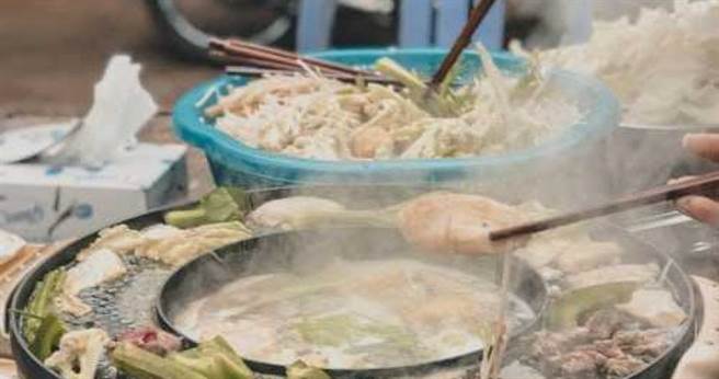 天气冷许多民眾会吃火锅，但大餐之后血液循环浓稠，而诱发心肌梗塞机率大增。（图／Unsplash）