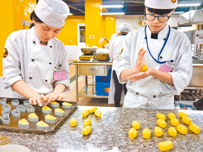 台湾观光学院转型后，六系合一成厨艺系，朝向厨艺专精学校迈进。（本报资料照片）