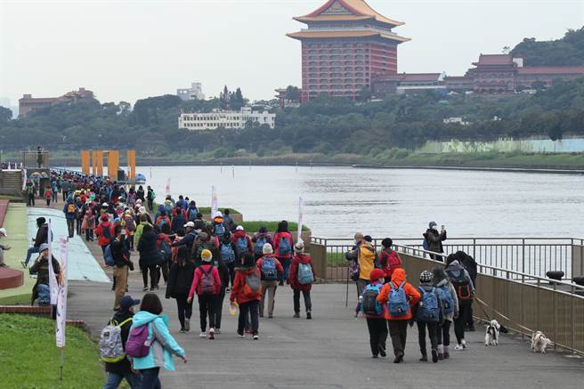 2021元旦健走6千多位民眾報名參加。（大會提供）