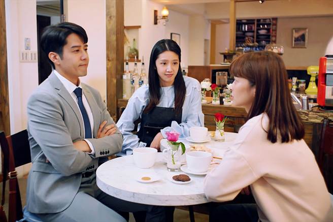 胡宇威、叶星辰、黄薇渟陷入三角关系。（东森电视提供）