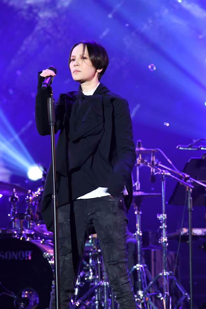 楊乃文昨睽違10年現身台灣跨年晚會。（亞神音樂提供）