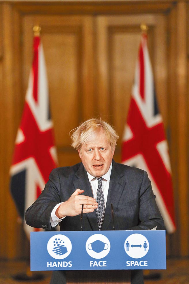 英國首相強森上月30日表示，目前英國的確診病例中有60％是感染了傳染力更強的變種新冠病毒。（路透）