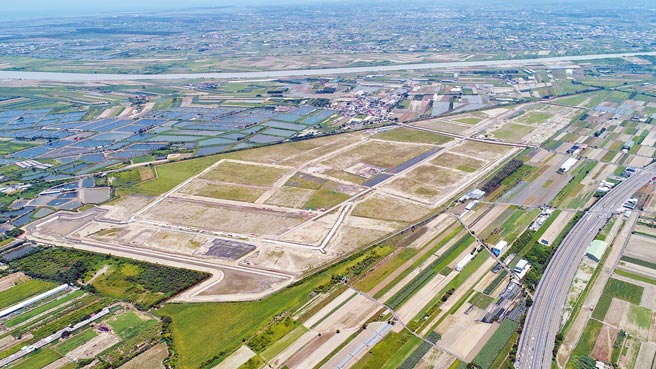 央行近日连续找金融业者喝咖啡，盯上工业区土地。（本报资料照片）