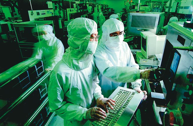 竹科半导体台积电晶圆厂生产线。（台积电提供）