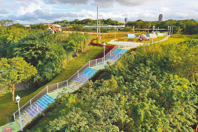 新北市五股垃圾山整治後煥然一新，不再是髒亂的都市毒瘤。（本報資料照片）