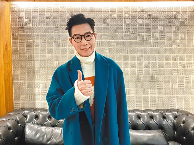 品冠昨在桃园跨年晚会飙唱经典歌曲。（种子音乐提供）