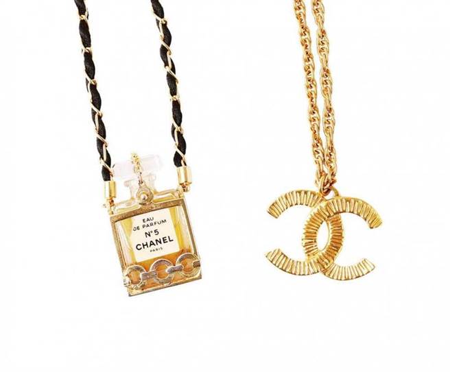 CHANEL　VINTAGE項鍊／約10,000元　項鍊／約10,000元（攝影／戴世平）