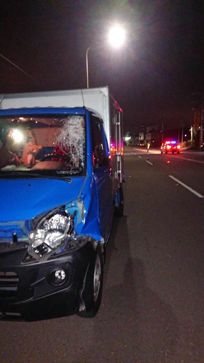 苗栗县农会总干事梁召明遭伍姓女子所驾小货车撞死。（读者提供／谢明俊苗栗传真）