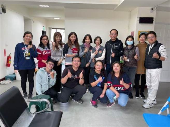 苗栗縣政府長期照護管理中心，即日起於通霄鎮衛生所2樓設置長照中心分站，提供鄉親就近諮詢完整性長期照顧服務。（苗栗縣政府提供／巫靜婷苗栗傳真）