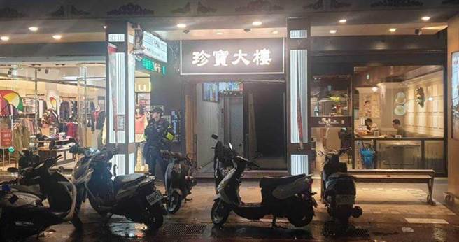 基隆市愛一路昨天晚上出現兩派人馬在一間KTV混戰，警方緊急出動已逮獲6人調查中。（圖／報系資料照）