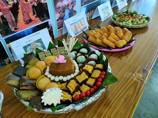 所有选手准备来自家乡的特色料理，同场较劲，希望获得评审青睐。（吴建辉摄）