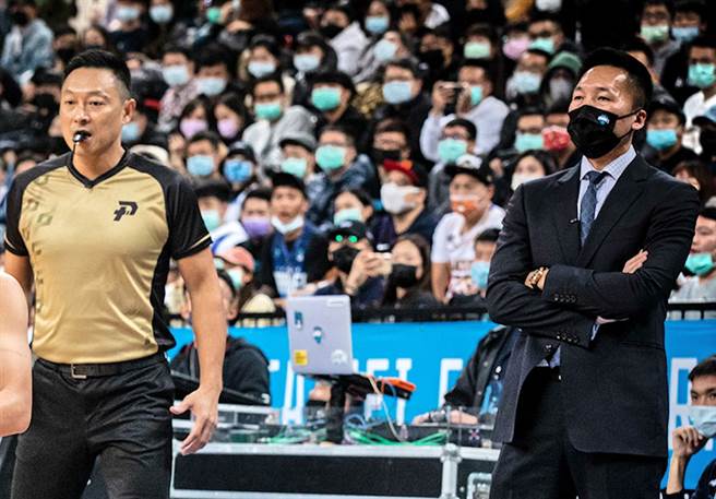 就算富邦至今保持不败之身，许晋哲总教练仍然不敢大意。(PLG提供)