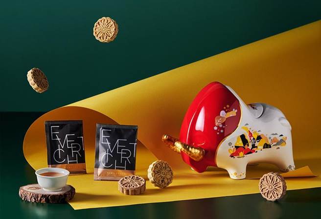 （升恒昌瓷罐牛礼盒「奔牛不息」限量千只开卖。图／升恒昌）
