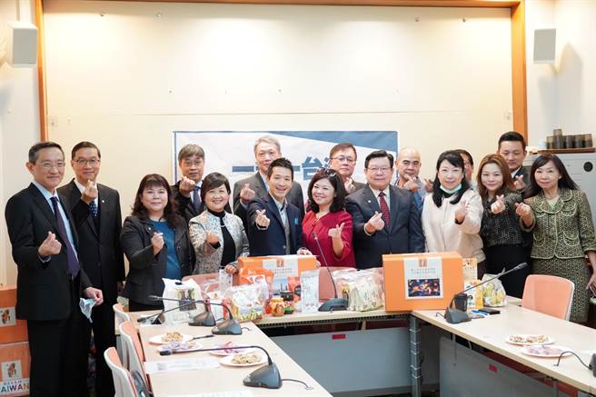 今日记者会 (何志伟办公室提供)