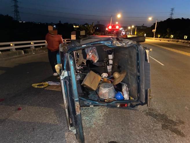 李男酒驾后发生车祸，警方正厘清责任归属。(警方提供)