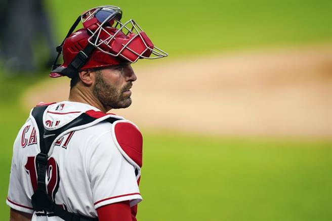 旧金山巨人队签下资深捕手卡沙里，分担铁捕波西的任务。（美联社资料照）