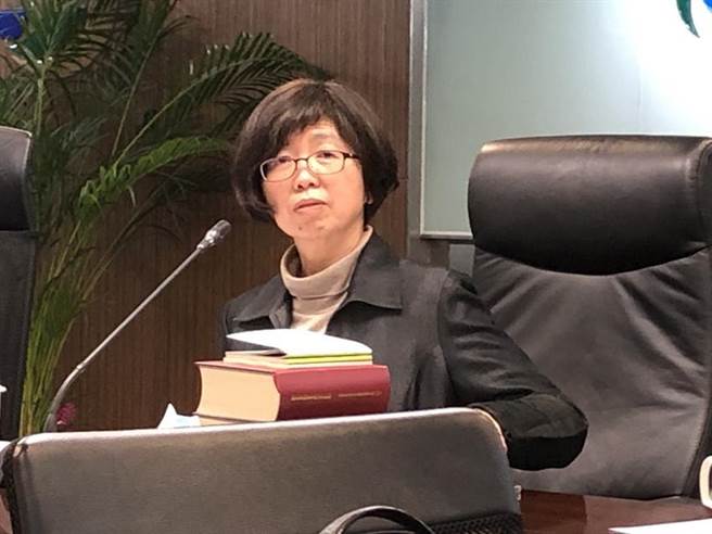 银行局局长庄琇媛对台新金併保德信人寿案，提出三大澄清。图／魏乔怡
