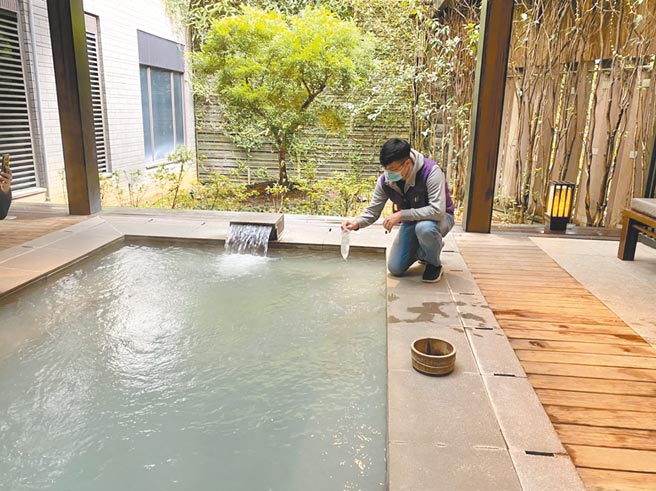 為提供安全衛生的泡湯環境，北市衛生局透過汲水檢驗及定期營業衛生稽查。（北市衛生局提供／游念育台北傳真）