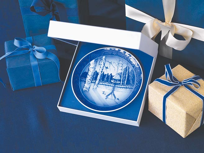 皇家哥本哈根年度纪念盘，冬日花园里的鹪鹩，3800元。（皇家哥本哈根提供）