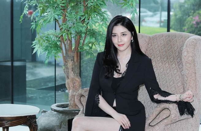 韩瑜在戏中不时还有嘶吼、耍狠，女神大展演技让观眾看得直叫好。（图／本报系资料照片）