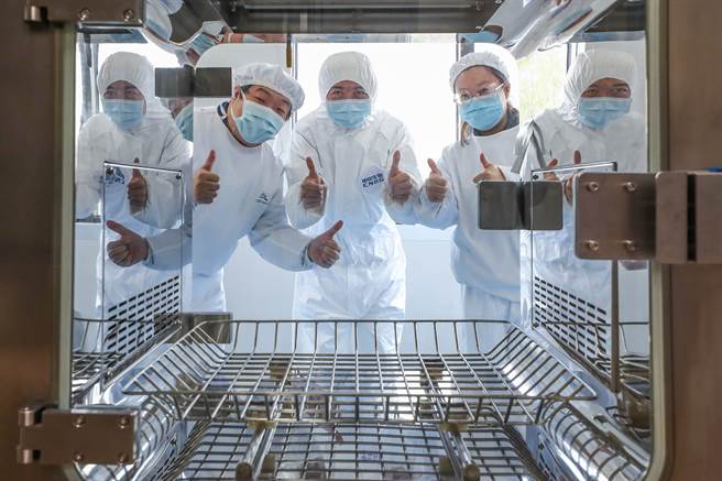 中国率先从疫情中恢復，纽时称人民行动上的自由可能令西方艷羡，但也提醒此行动自由是以牺牲其他自由为代价。(示意图／新华社资料照片)