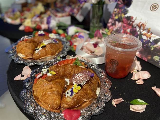 八月堂携手联名花艺设计plantica限店开卖可颂。图／八月堂