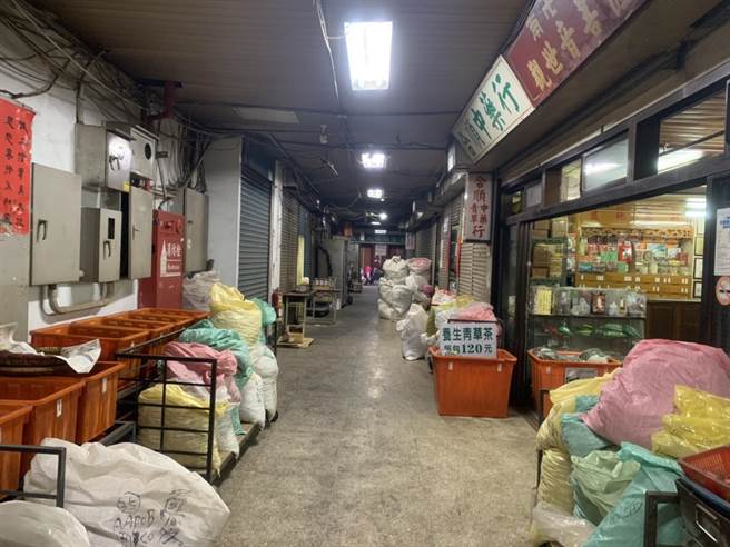 桃园区永和市场是桃园重要的批发市场。(蔡依珍摄)