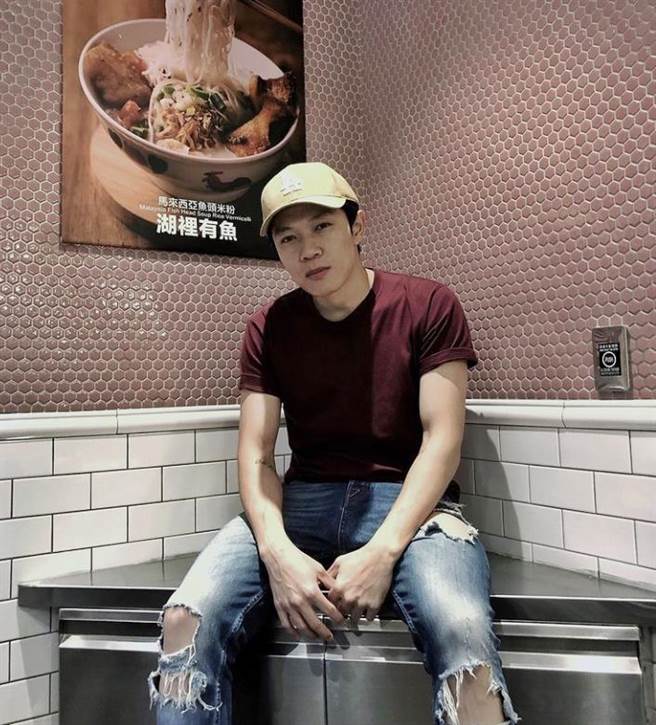 張和平與交往三年半的圈外女友去年已分手。（翻攝張和平IG）