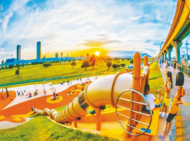 熊猴森乐园旁将增设面积1500平方公尺亲水乐园，市议员王威元日前参加「熊猴森增设亲水公园计画」会议，水利局表示，工期120天，预计今年7月前完工。（本报资料照片）