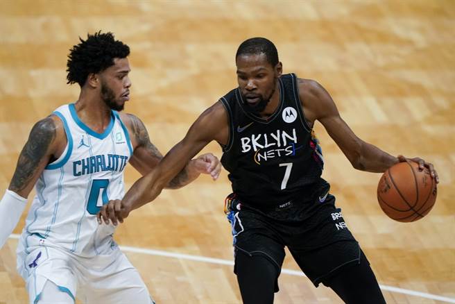 篮网前锋杜兰特已经等不及赶紧回到场上拚战了。(美联社)