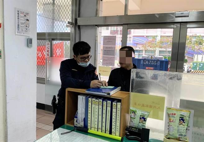 大园区一名妇人遭诈骗儿子涉嫌毒品交易，警方协助破局。（姜霏翻摄）