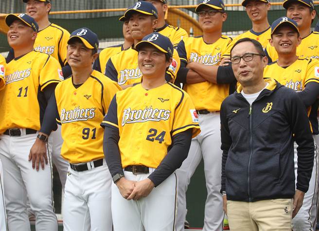 中信兄弟总教练林威助。（中央社）