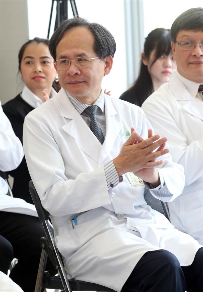 心房颤动权威北荣陈适安副长(本报资料照片)