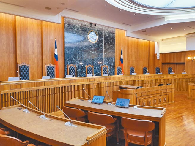 李姓女廚師7年前臂神經被截斷，造成左手腕無法動作、麻痛等，二審認定醫院與醫師未善盡告知說明義務，判賠120萬元。（本報資料照片）