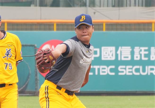 中信兄弟与倪福德签下1个月短约，今天他在二军出赛中继1局无失分。（资料照，中信兄弟提供）