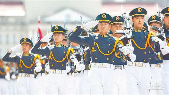 都是国家养我的 独子念军校拒养双亲 下场曝光（资料照片）   