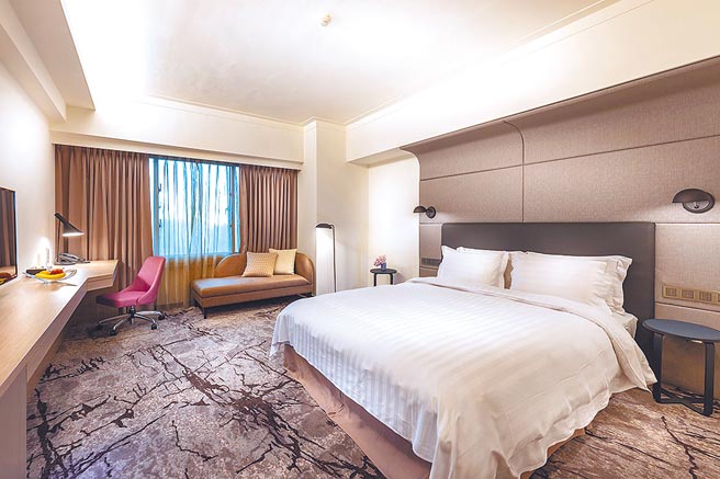 福华饭店集团推出「我OK，我来住」住房专案，其中新竹福华最低推出每房每晚1200元的优惠。（福华饭店集团提供）