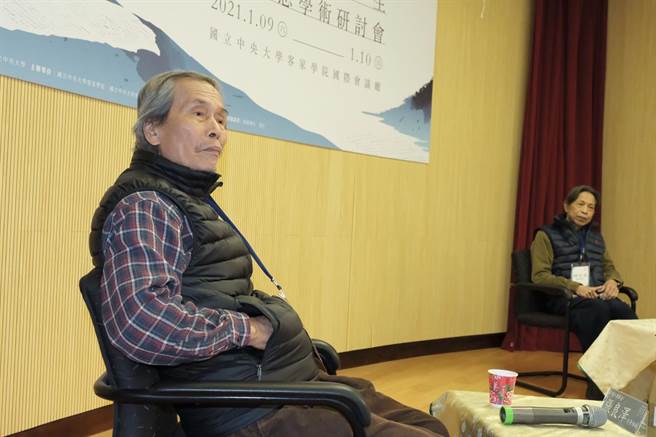 張良澤赴中央大學參加鍾肇政學術研討會，談及真理大學台文館風波。(呂筱蟬攝)