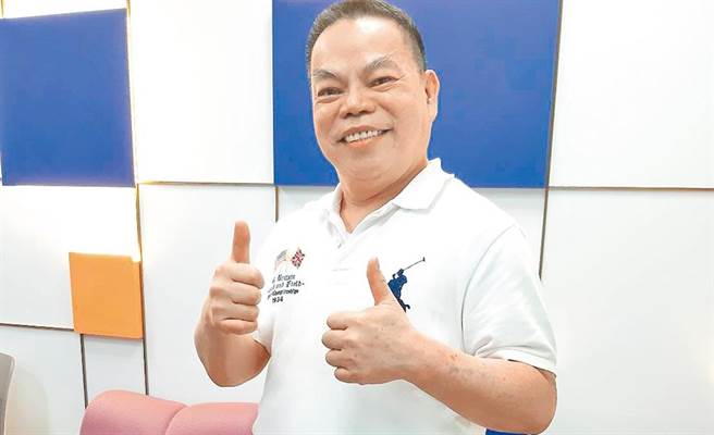 蔡头曾经听好友罗霈颖的意见去整形。（吴维书摄）