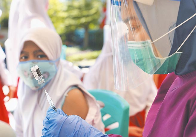 印尼疫苗接種動起來圖╱美聯社