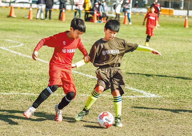「大同小太阳」阵中伊朗、台湾混血的欧阳諆（左）。（YAMAHA CUP提供）
