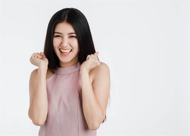 农历年前如果能改掉自己的过去不好的习惯，就能在新的一年迎来好运！(示意图／达志影像)