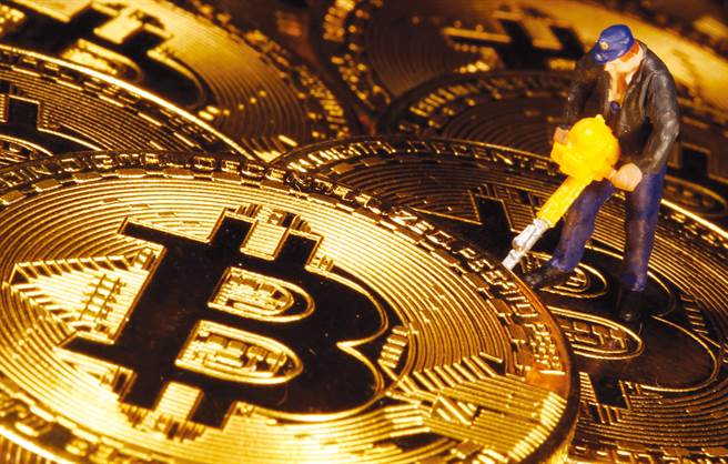 比特币开年疯涨，前10天涨幅近4成。(示意图／路透资料照片)