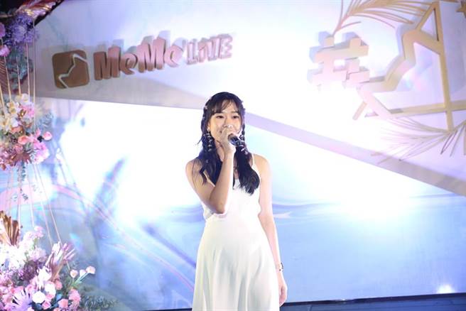 「直播大赏」百花争艳点亮寒冬里最美的夜（图／BEEMEN蜂报提供）