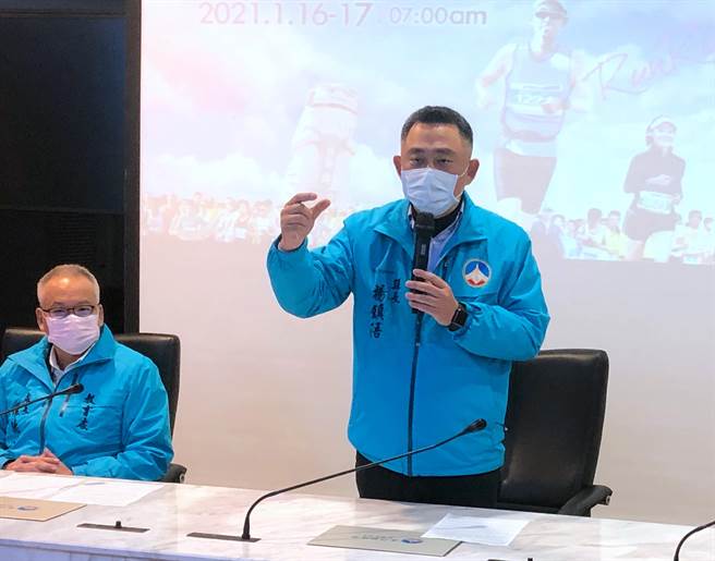 杨镇浯县长宣布取消2021金门马竞赛组，强调「这是一个很难的决定!」（李金生摄）