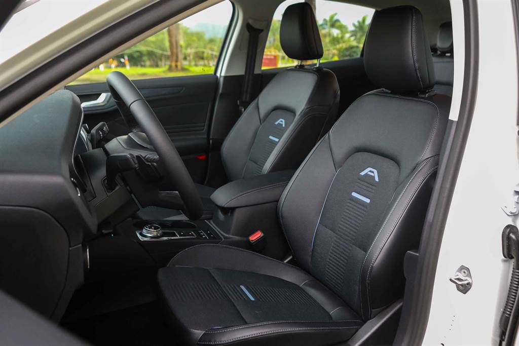 Ford Focus Active中型跨界休旅車，兼具都會停車便利與戶外輕越野能力