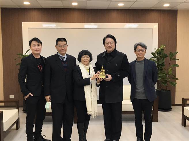 基隆AI光达人流感测系统，勇夺「全球资通科技应用杰出贡献奖」首奖。（陈彩玲摄）