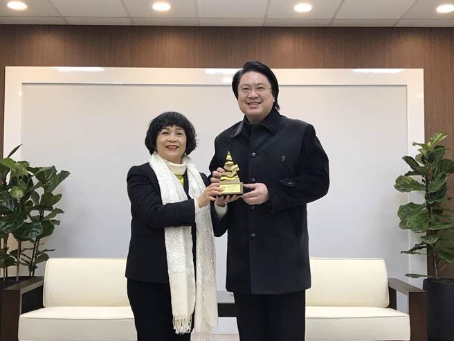 基隆AI光达人流感测系统，勇夺「全球资通科技应用杰出贡献奖」首奖。（陈彩玲摄）